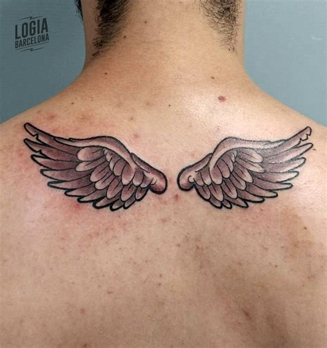 fotos de tatuajes de alas de angel